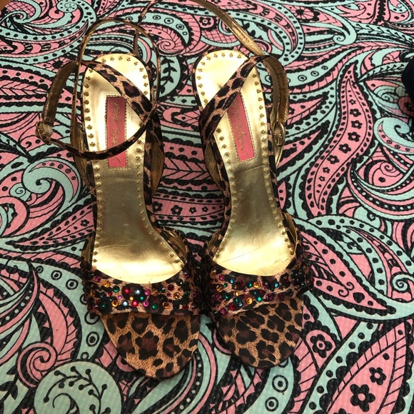 Leopard Print Heels - Picture 2 of 8